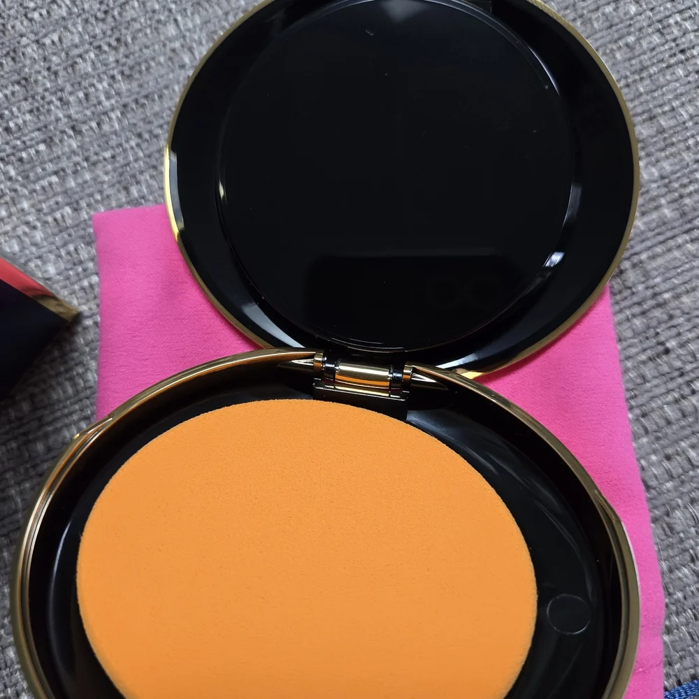 Relevant Rele-Blur Soft Focus Powder  Foundation - Dynamic 15 New‎ In Box